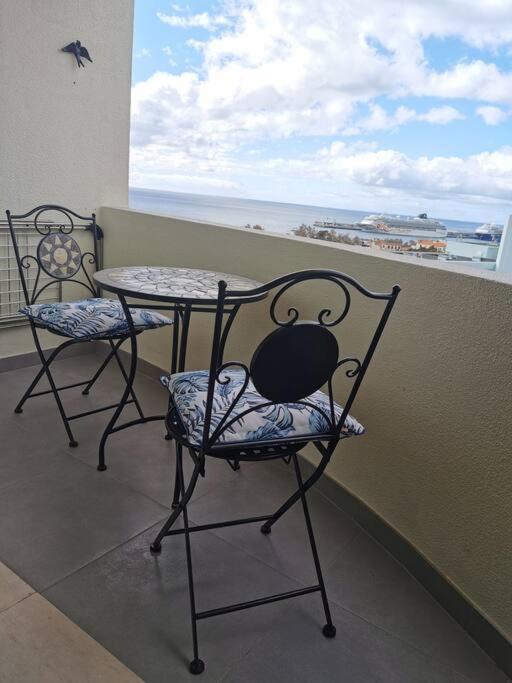 Alegria A Apartment Funchal  Bagian luar foto